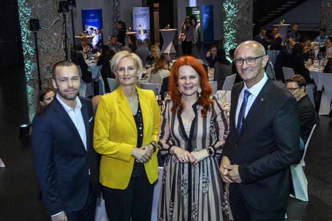 curo_award_gala_tob7237 (1).jpg